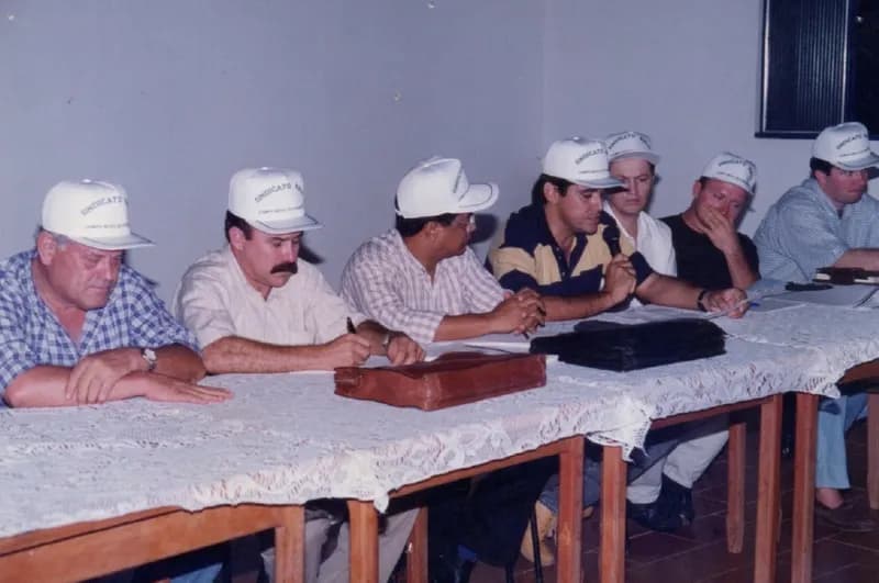 Reunião de fundação do Sindicato Rural, em 1997